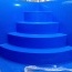 Štvorstupňové rohové schody v bazéne